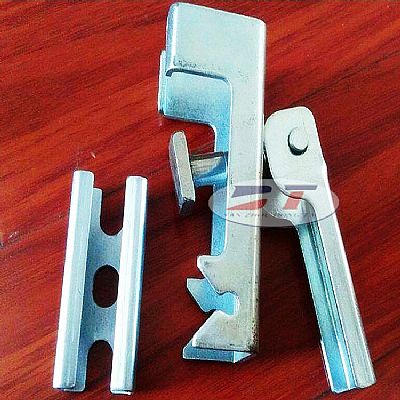 熱鍍鋅壓板手柄角鋁 導料槽兩側擋煤皮壓緊裝置