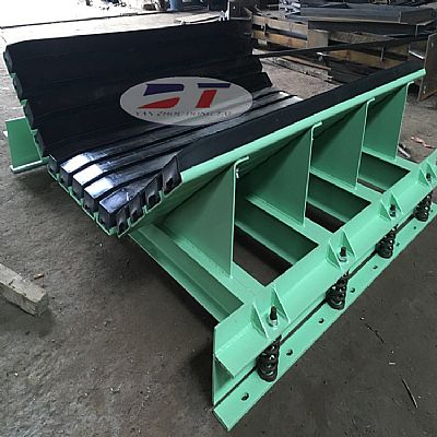 廠家批發(fā),耐磨,阻燃,緩沖床,礦用皮帶機(jī)